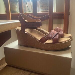 Taos Lexie Sandals